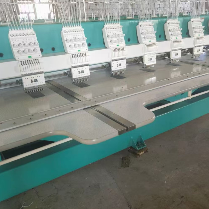 9 иглы 22 головки 400 головки дистанции высокой скорости Y750 использованная машина